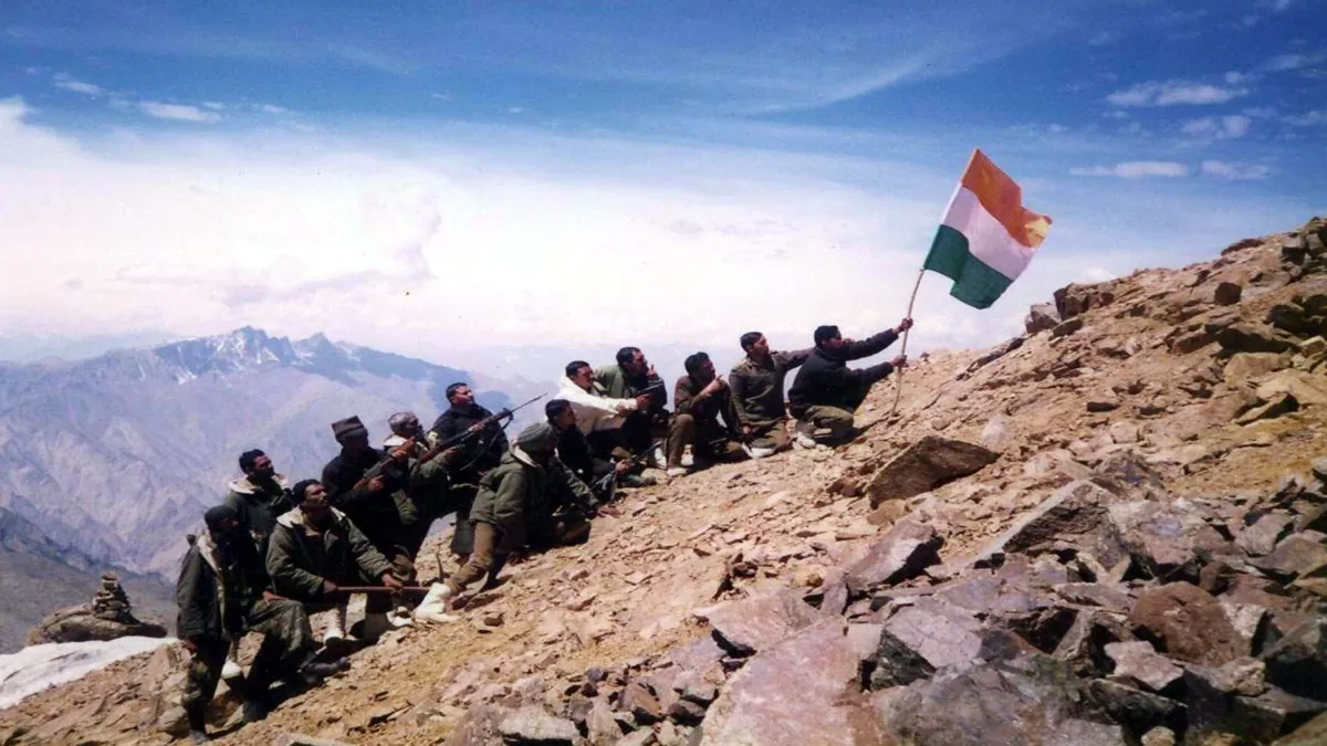 Kargil Vijay Diwas: कारगिल युद्ध में दुश्मन पर टूट पड़े थे गढ़वाल रेजीमेंट के जांबाज, दुनिया मानती है इनका लोहा