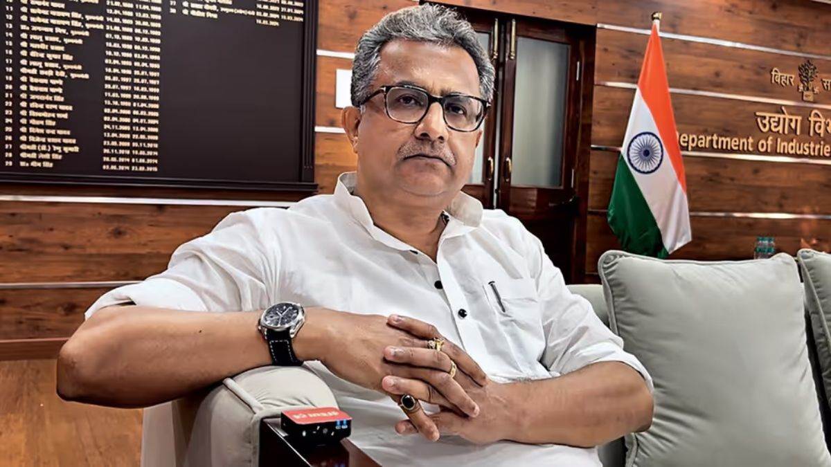https://www.jagranimages.com/images/newimg/26072025/26_07_2025-nitish_mishra_23994681_1219962.jpg