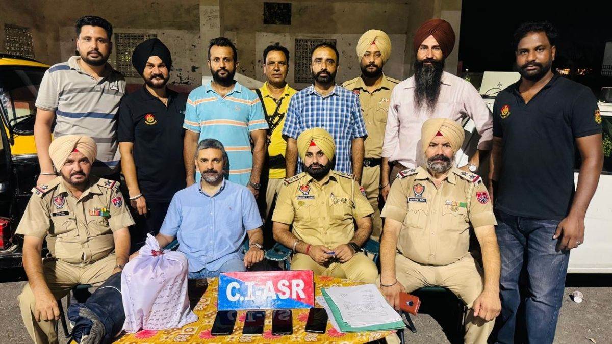 https://www.jagranimages.com/images/newimg/26072025/26_07_2025-punjab_police_49_23995240.jpg