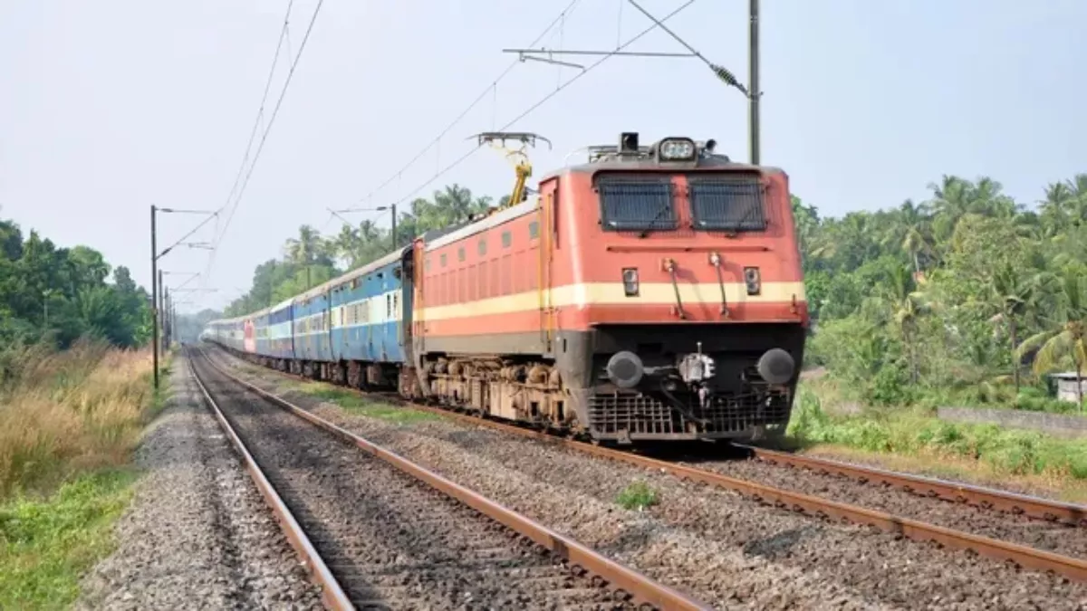 धनबाद-कोडरमा-गया के बीच 67 KM रेलखंड पर ऑटोमैटिक सिग्नल हुआ पूरा, 160 की स्पीड से चलेगी ट्रेन