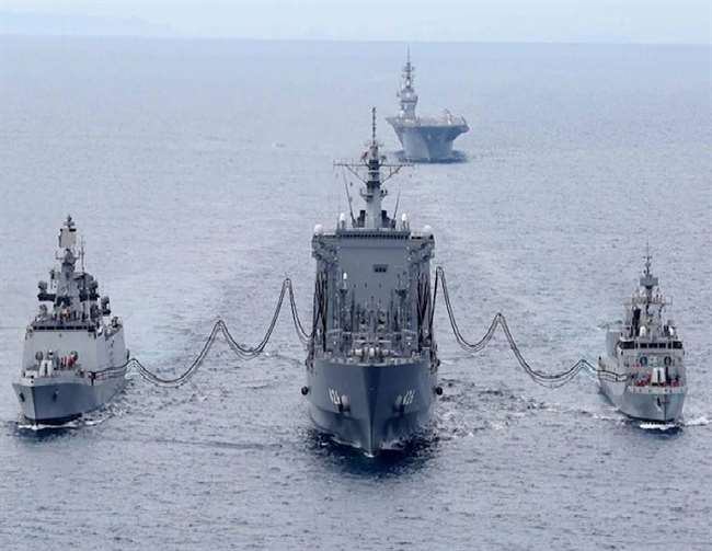 https://www.jagranimages.com/images/newimg/26082021/26_08_2021-malabar_naval_exercise_21964555.jpg