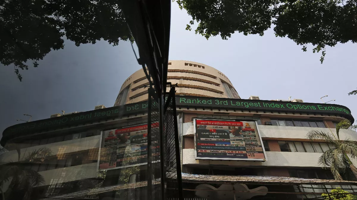 Stock Market Closing, 26 Aug: हरे निशान में बंद हुए भारतीय शेयर बाजार, सेंसेक्‍स 58883 और निफ्टी 17,558 पर हुए बंद