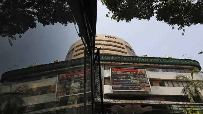 Sensex closes 59 points higher at 58833