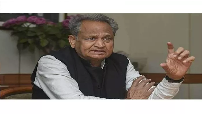 साम्प्रदायिक हिंसा से सख्ती से निपटने के निर्देश