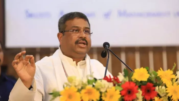 इस मौके पर आंध्र प्रदेश मुख्यमंत्री वाईएस जगन मोहन रेड्डी भी मौजूद रहे।