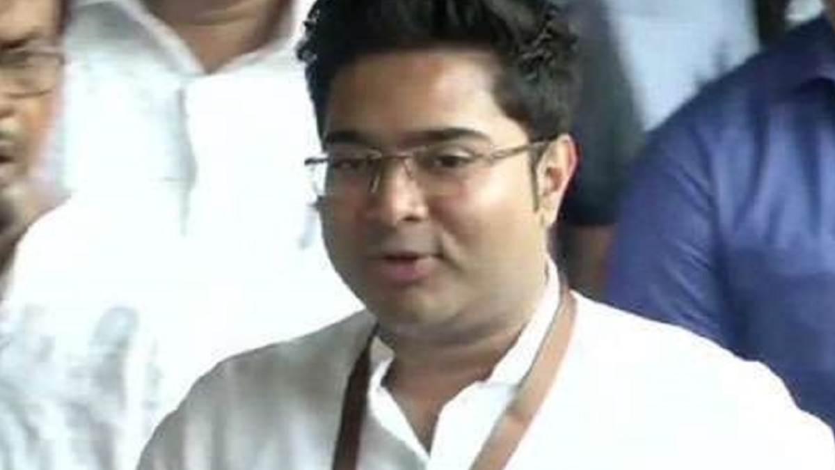 https://www.jagranimages.com/images/newimg/26082024/26_08_2024-abhishek_benerjee_1_23785518.jpg