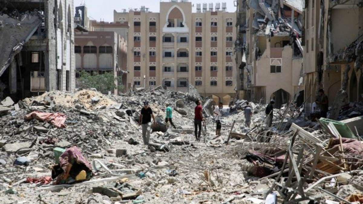 https://www.jagranimages.com/images/newimg/26082024/26_08_2024-isreal-gaza_deal_23785562.jpg