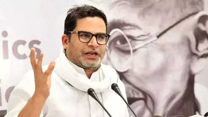प्रशांत किशोर ने तेजस्वी यादव पर निशाना साधा है।(फोटो सोर्स: सोशल मीडिया)