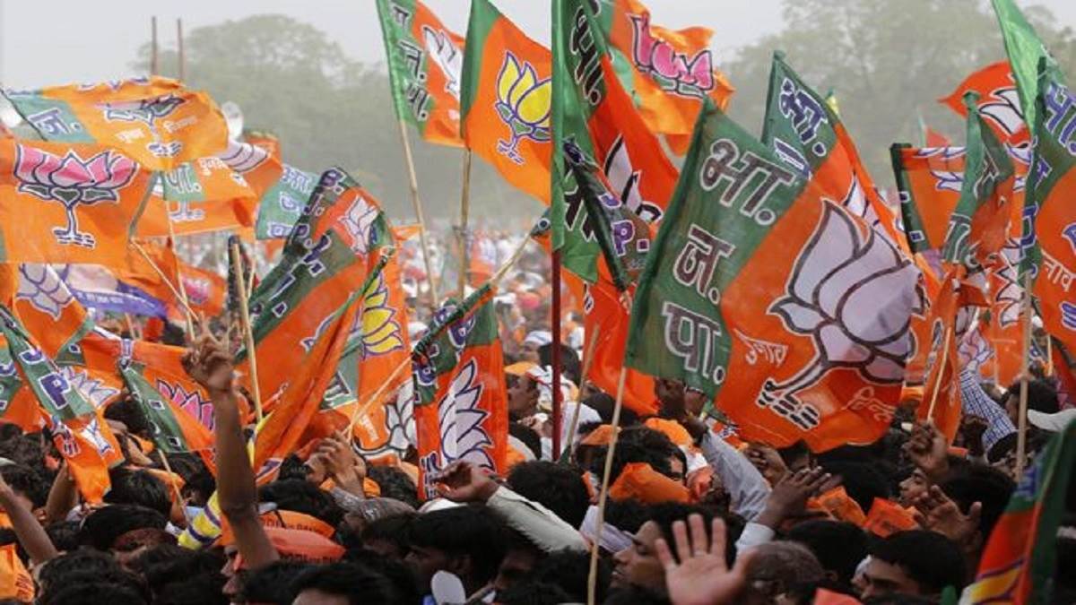 https://www.jagranimages.com/images/newimg/26082025/26_08_2025-bjp_24026038.jpg