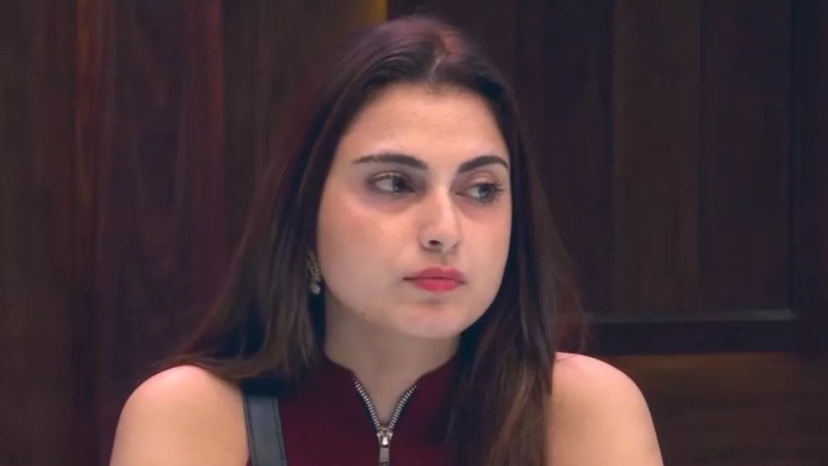 कौन हैं कंटेस्टेंट Farhana Bhatt? 24 घंटे में ही Bigg Boss 19 से हुईं एक्विट या है कोई ट्विस्ट