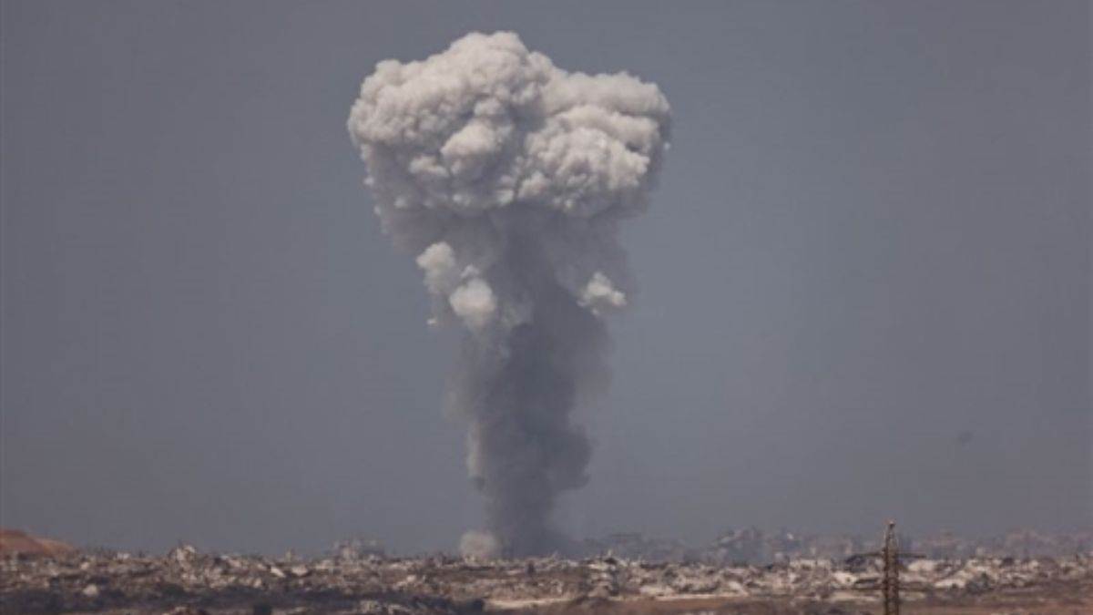https://www.jagranimages.com/images/newimg/26082025/26_08_2025-gaza_hospital_attack_24025087.jpg