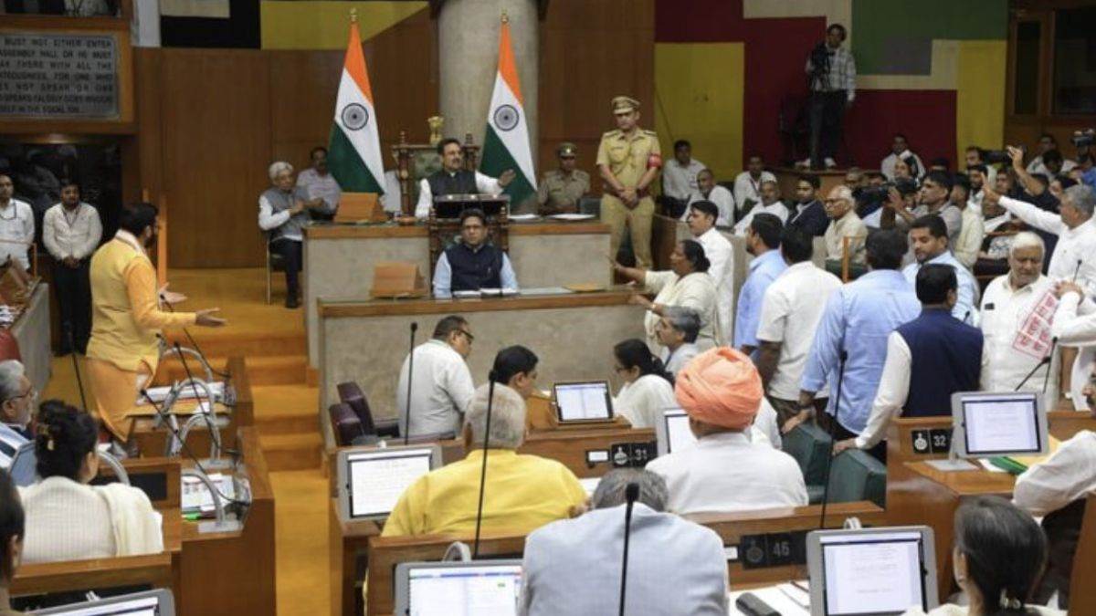 https://www.jagranimages.com/images/newimg/26082025/26_08_2025-haryana-assembly_24025631_161715600.jpg
