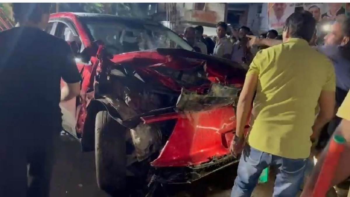 https://www.jagranimages.com/images/newimg/26082025/26_08_2025-kanpur_accident_24025173.jpg