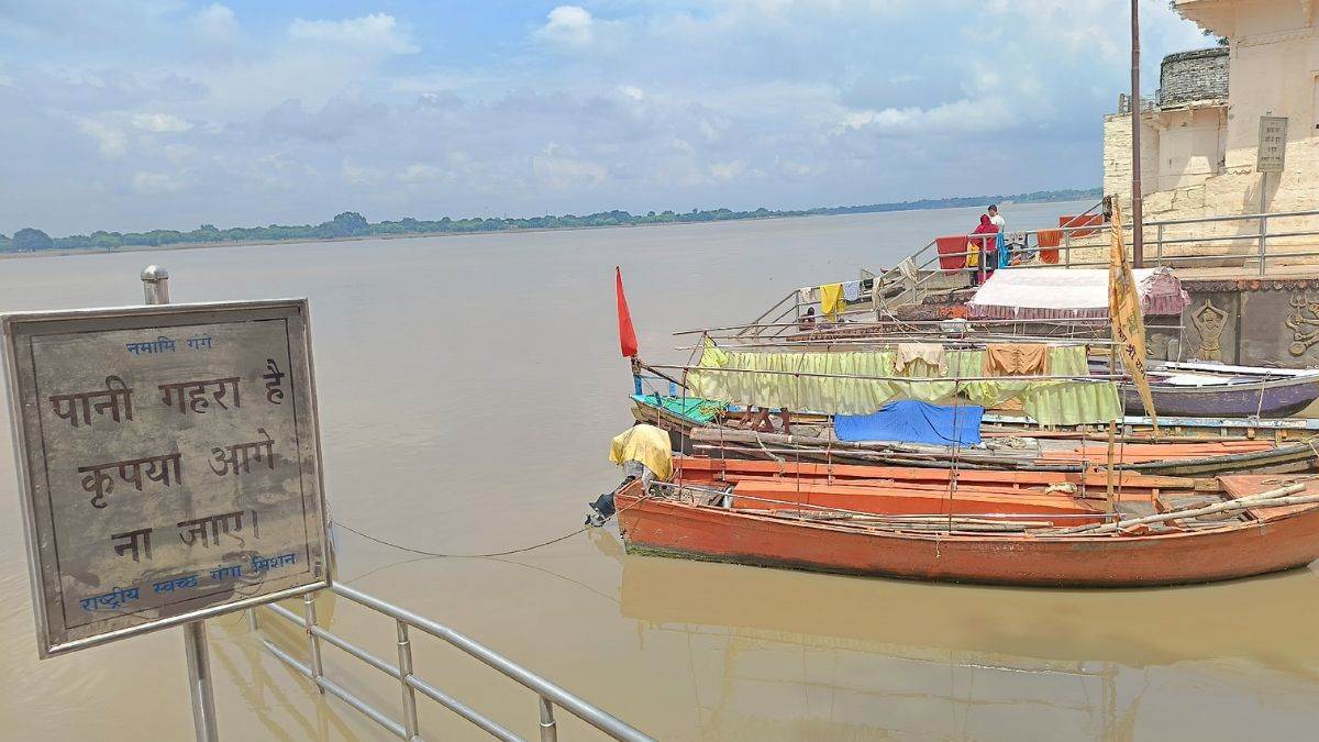 https://www.jagranimages.com/images/newimg/26082025/26_08_2025-mirzapur_ganga_water_level_24025517.jpg
