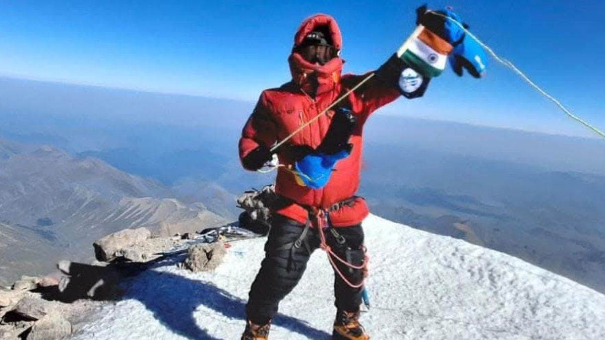 https://www.jagranimages.com/images/newimg/26082025/26_08_2025-mountaineer_manoj_24025528.jpg