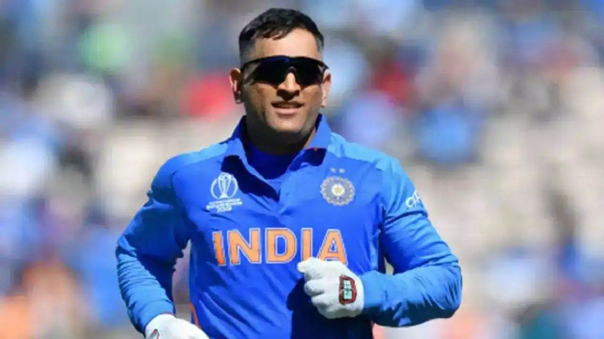 https://www.jagranimages.com/images/newimg/26082025/26_08_2025-ms-dhoni_24025595_155236766.jpg