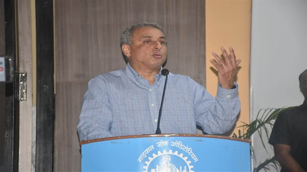 https://www.jagranimages.com/images/newimg/26082025/26_08_2025-narendran_24026023.jpg