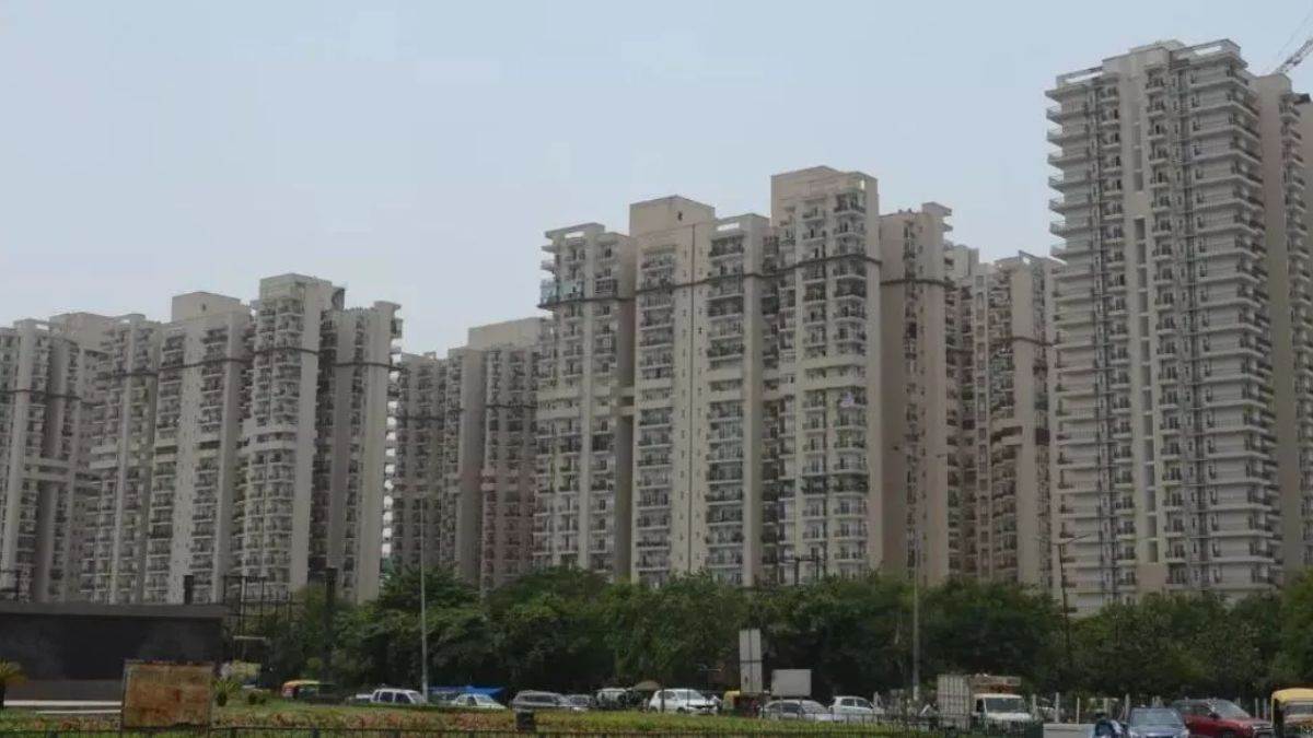 https://www.jagranimages.com/images/newimg/26082025/26_08_2025-noida_news_update_24025183.jpg