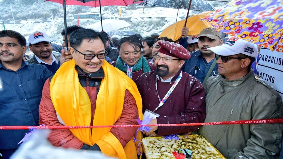 https://www.jagranimages.com/images/newimg/26082025/26_08_2025-suru_valley_festival_ladakh_24025868_191353372.jpg