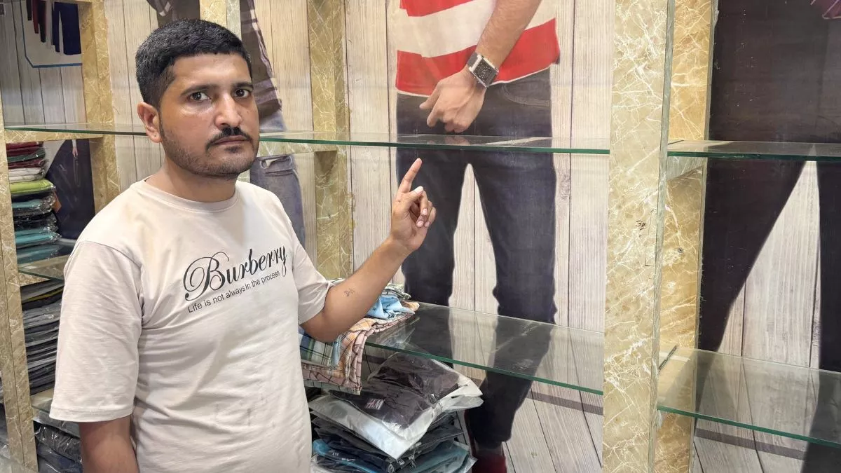 https://www.jagranimages.com/images/newimg/26082025/26_08_2025-theft_1_24025624.jpg