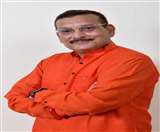 पूर्व डीजीपी गुप्तेश्वर पांडेय की राजनीति में एंट्री करने की अटकलें तेज हो गई हैं।