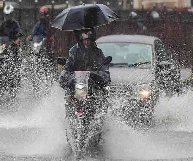 पश्चिम बंगाल के कई इलाकों में भारी बारिश के आसार, आंध्र प्रदेश व ओडिशा में अलर्ट जारी