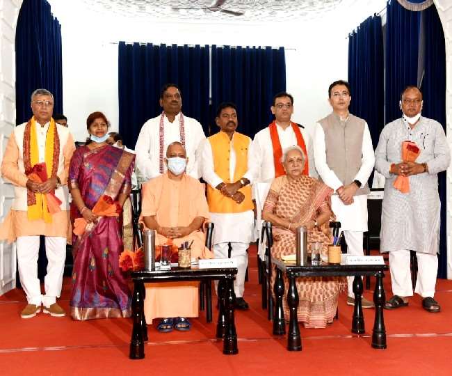UP Cabinet Expansion: योगी मंत्रिमंडल विस्तार, जितिन प्रसाद ने ली कैबिनेट मंत्री की शपथ, छह राज्यमंत्री भी बने