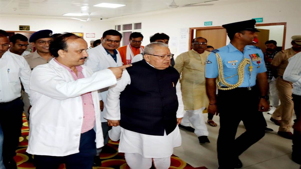 Deoria में बोले राजस्थान के राज्यपाल पीएम मोदी व सीएम योगी की दृढ़