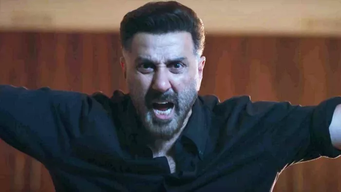 Chup box Office Collection Day 3, Sunny Deol, dulquer salmaan