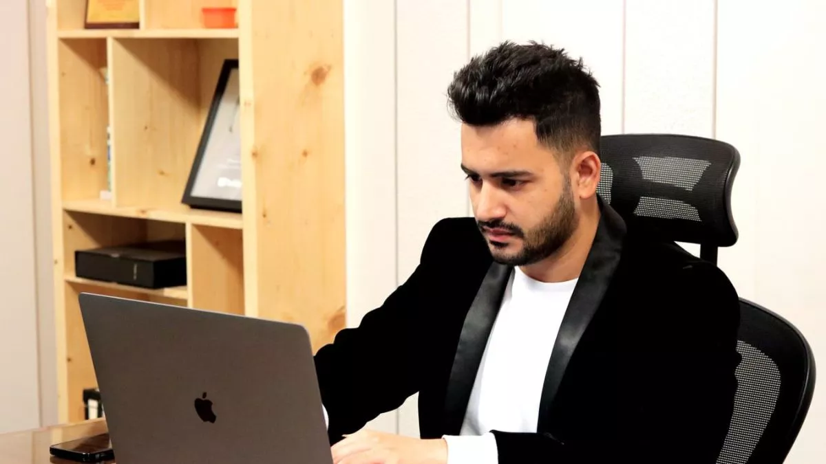 Business Mantra : मार्केटिंग की दुनिया को परिभाषित किया है रोहित अजमानी ने, युवा उद्यमियों के लिए हैं प्रेरणास्रोत