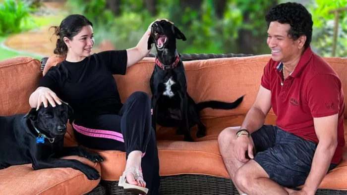 Sara Tendulkar Photos: सारा तेंदुलकर की फोटो वायरल हो रही हैl