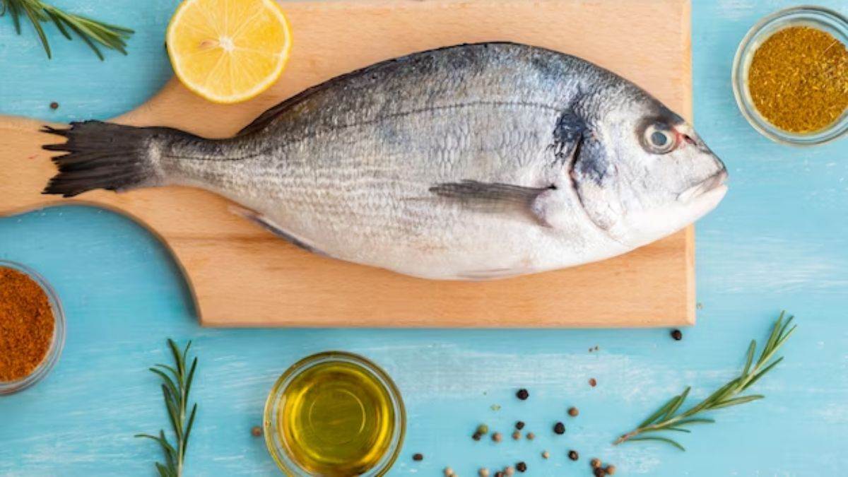 Fish Oil Benefits कोलेस्ट्रॉल से लेकर जोड़ों के दर्द तक, इन 6