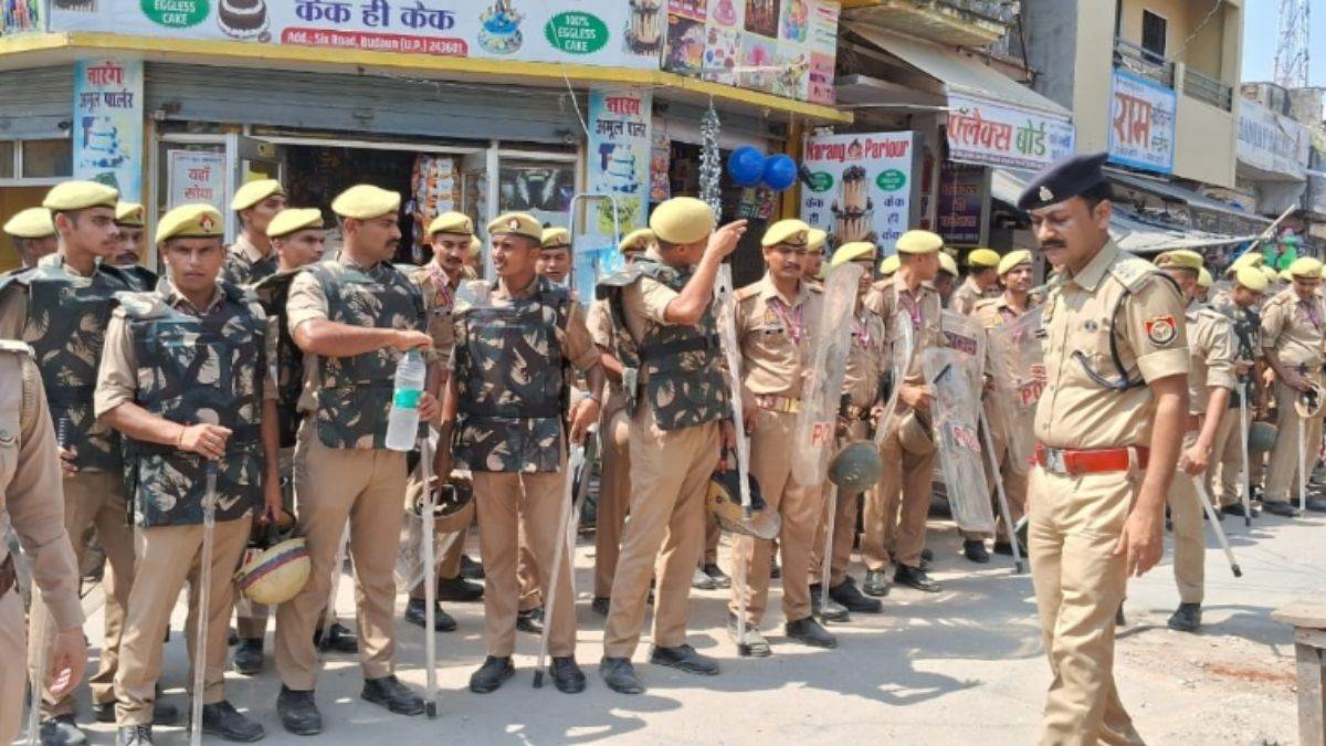 https://www.jagranimages.com/images/newimg/26092025/26_09_2025-bareilly_me_jume_ki_namaj_24060891.jpg
