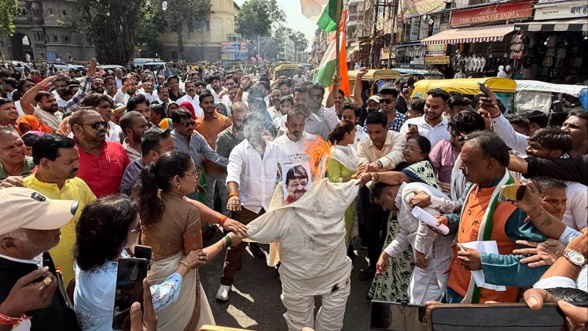 https://www.jagranimages.com/images/newimg/26092025/26_09_2025-congress_protest_2_24061278.jpg