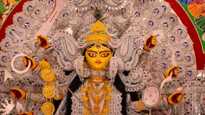 बड़ा अनोखा है दुर्गा पूजा का त्योहार (Picture Courtesy: Freepik)