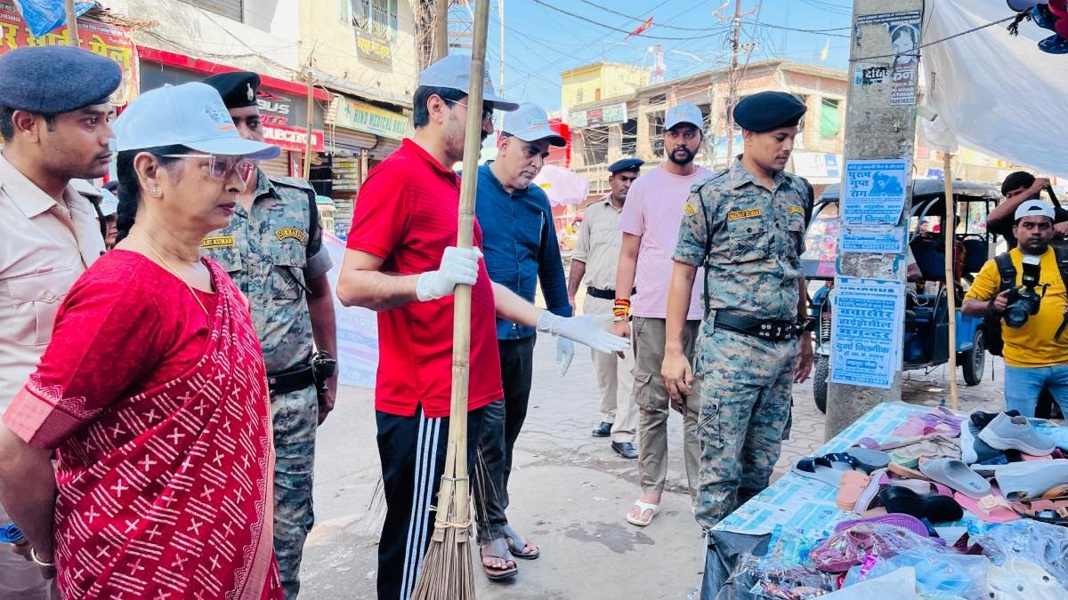 https://www.jagranimages.com/images/newimg/26092025/26_09_2025-katihar_dm_24060656.jpg