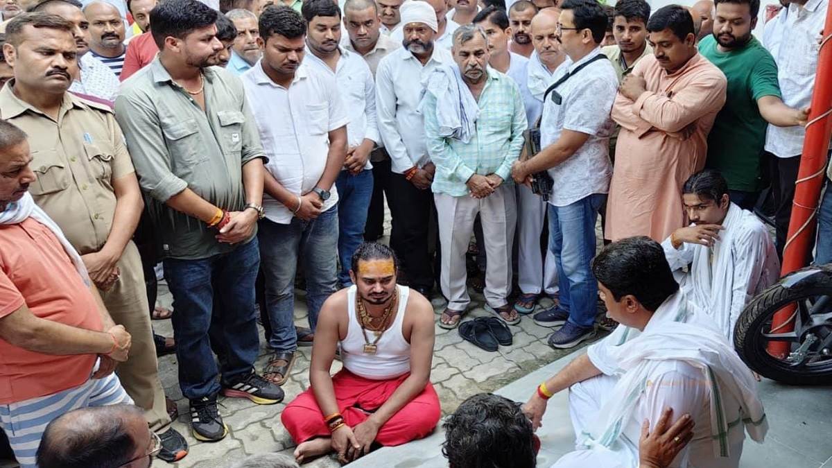 https://www.jagranimages.com/images/newimg/26092025/26_09_2025-prt_accident_24061070.jpg