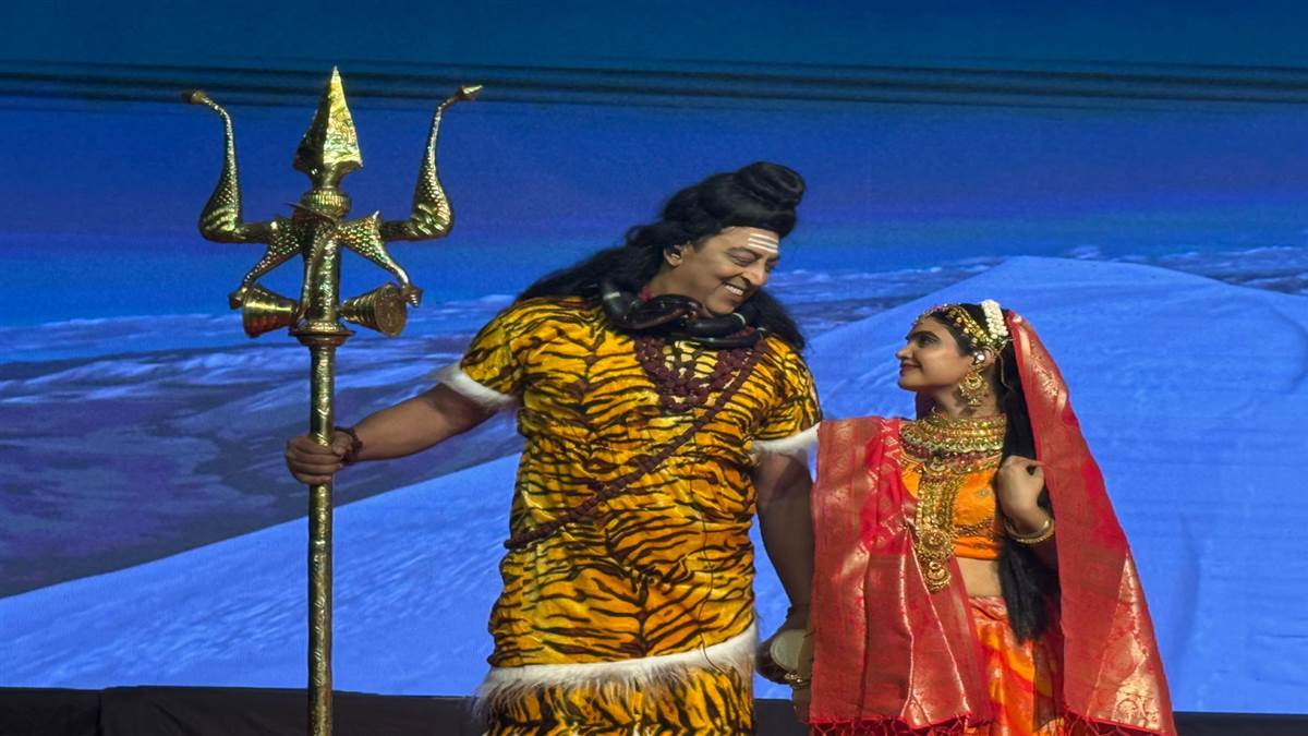 https://www.jagranimages.com/images/newimg/26092025/26_09_2025-ramleelll_24061353.jpg