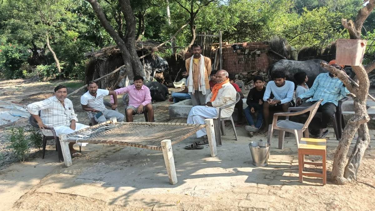 https://www.jagranimages.com/images/newimg/26092025/26_09_2025-sultanpur_24060791.jpg