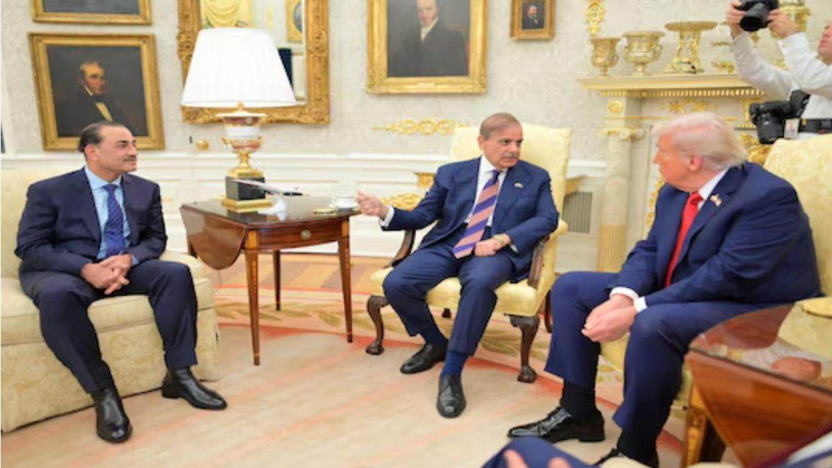 https://www.jagranimages.com/images/newimg/26092025/26_09_2025-trump_sharif_and_munir_24061257.jpg