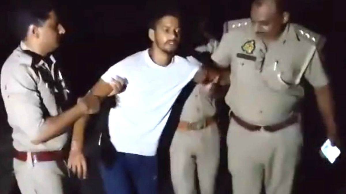 kanpur dehat accused in teen murder fires at police injured in retaliatory firing