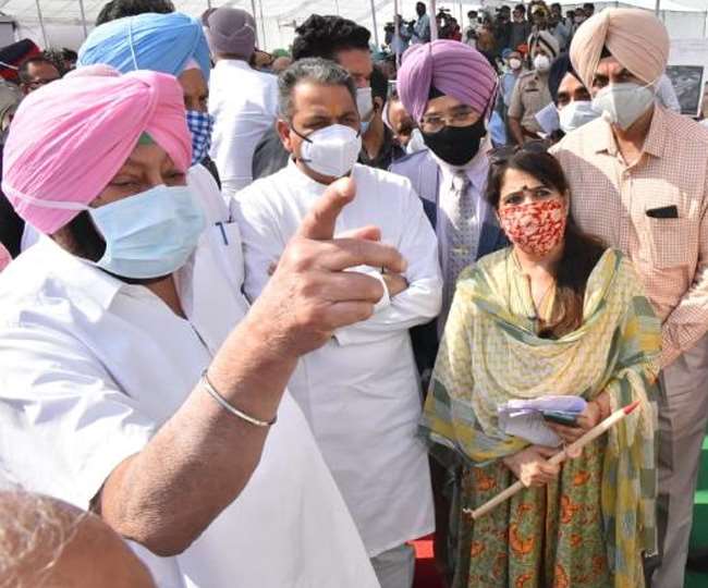 पटियाला में कार्यक्रम में हिस्सा लेने पहुंचे कैप्टन अमरिंदर सिंह।