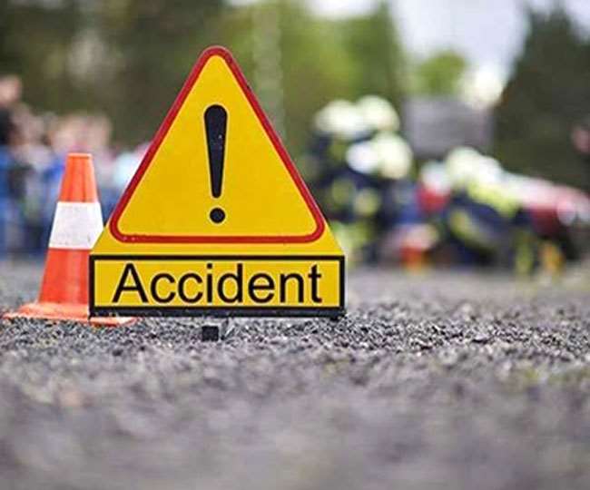 Jharkhand Accident News, Khunti News खूंटी में अलग-अलग सड़क दुर्घटना में दो महिला सहित तीन की मौत हो गई है।
