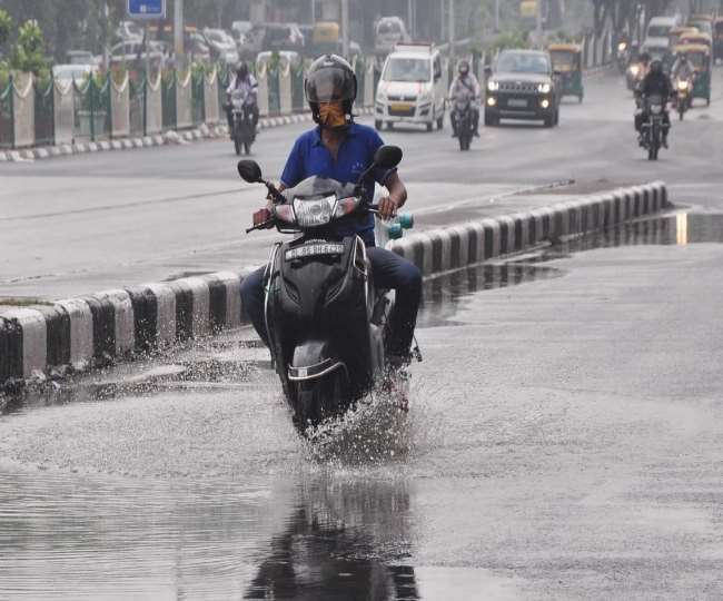 Delhi Weather & Rain Update: दिल्ली में टूट सकता है कई वर्ष पुराना सालाना बारिश का रिकार्ड