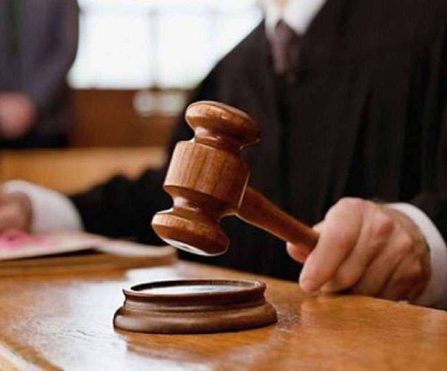 इन सभी पर आरोप था कि आतंकी गतिविधियाें को चलाने के लिए ये सभी फंड एकत्रित करते थे।