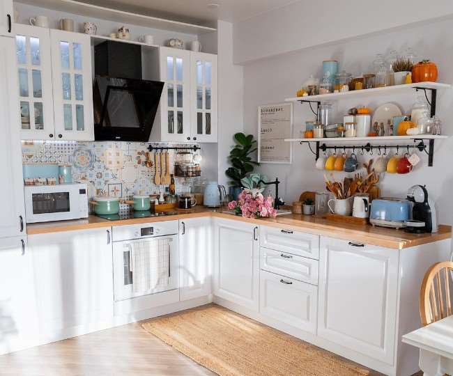 https://www.jagranimages.com/images/newimg/26102021/26_10_2021-kitchen_clean_22151286.jpg