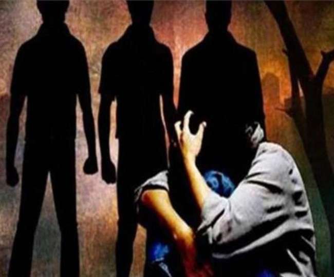 26 साल की युवती को नौकरी दिलाने का झांसा देकर छह युवकों द्वारा सामूहिक दुष्कर्म ।