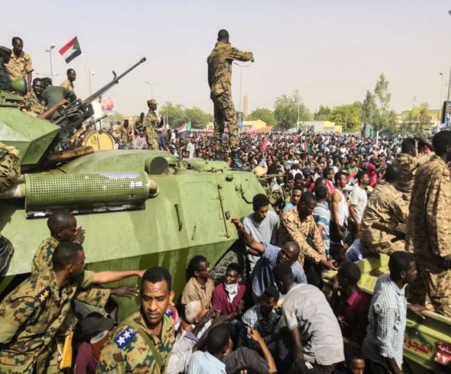 https://www.jagranimages.com/images/newimg/26102021/26_10_2021-sudan_22151886.jpg