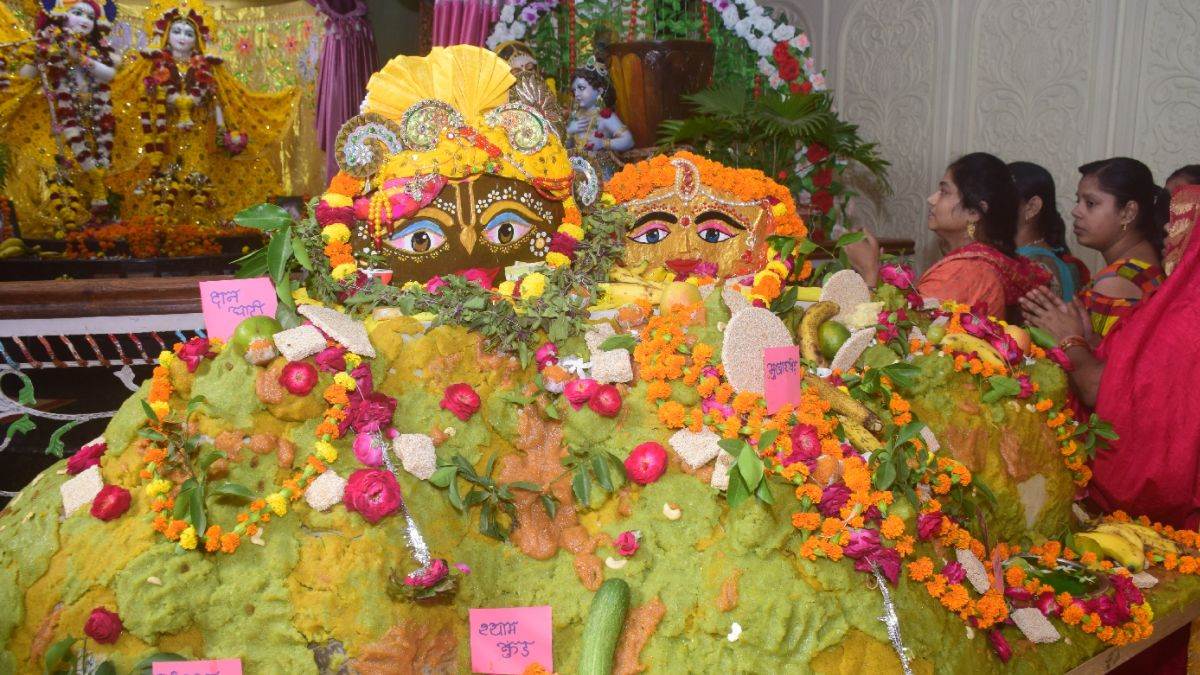 https://www.jagranimages.com/images/newimg/26102022/26_10_2022-ald_isckon_worship_23164242.jpg