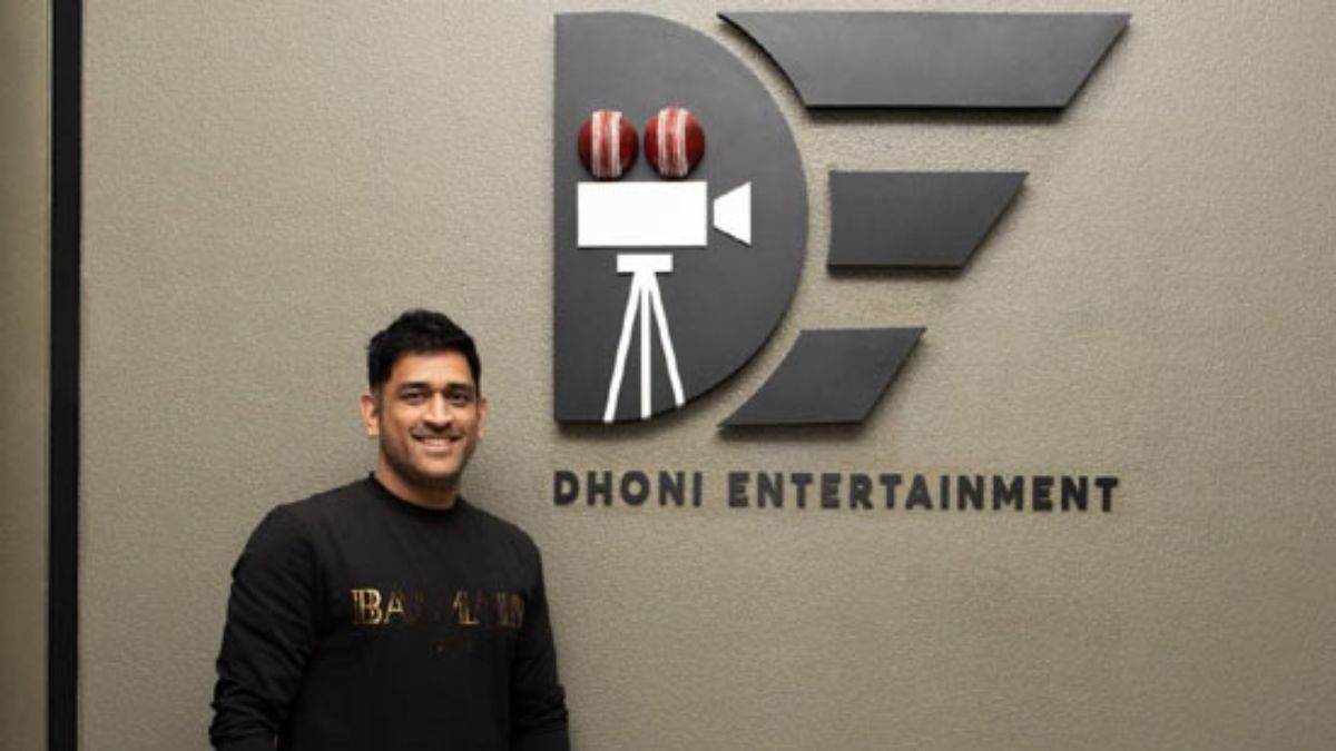 Dhoni Entertainment: महेंद्र सिंह धौनी अभिनेता थालापति विजय के साथ बनाएंगे  तमिल में पहली फिल्म - Dhoni Entertainment: Mahendra Singh Dhoni Production  House Make First Film In Tamil With Actor ...